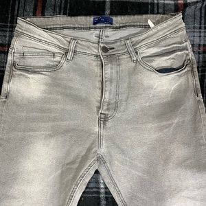Gray man, jeans, size 34-30 slim fit